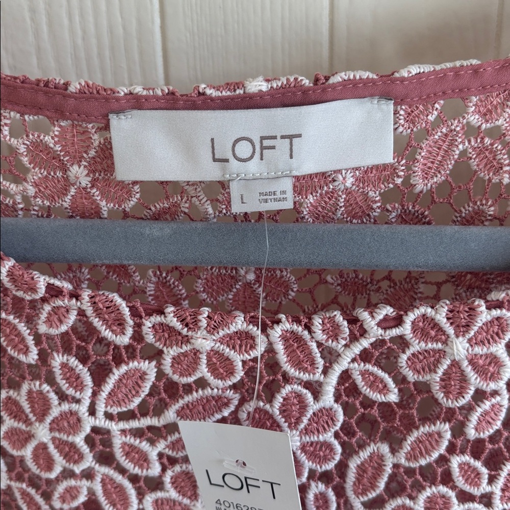 NWT LOFT Mauve Pink Floral Lace Overlay Long Sleeve Blouse - Picture 3 of 7